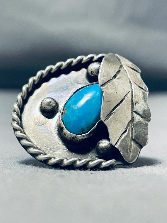Fabulous Vintage Native American Navajo Kingman Turquoise Necklace Fabulous Vintage Native American Navajo Kingman Turquoise Necklace