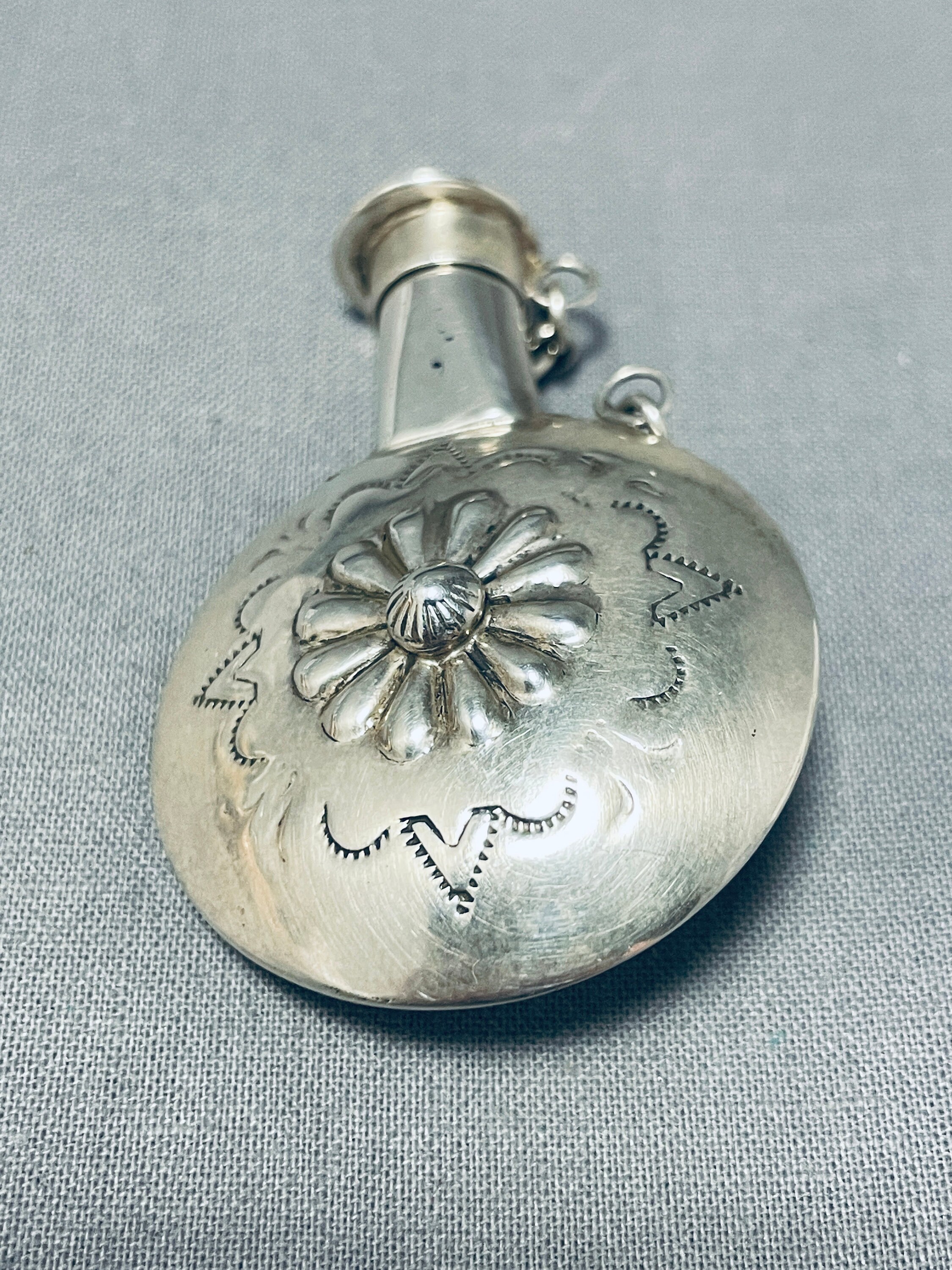 Unique Vintage Native American Navajo Handcarved Sterling Silver Flask Unique Vintage Native American Navajo Handcarved Sterling Silver Flask