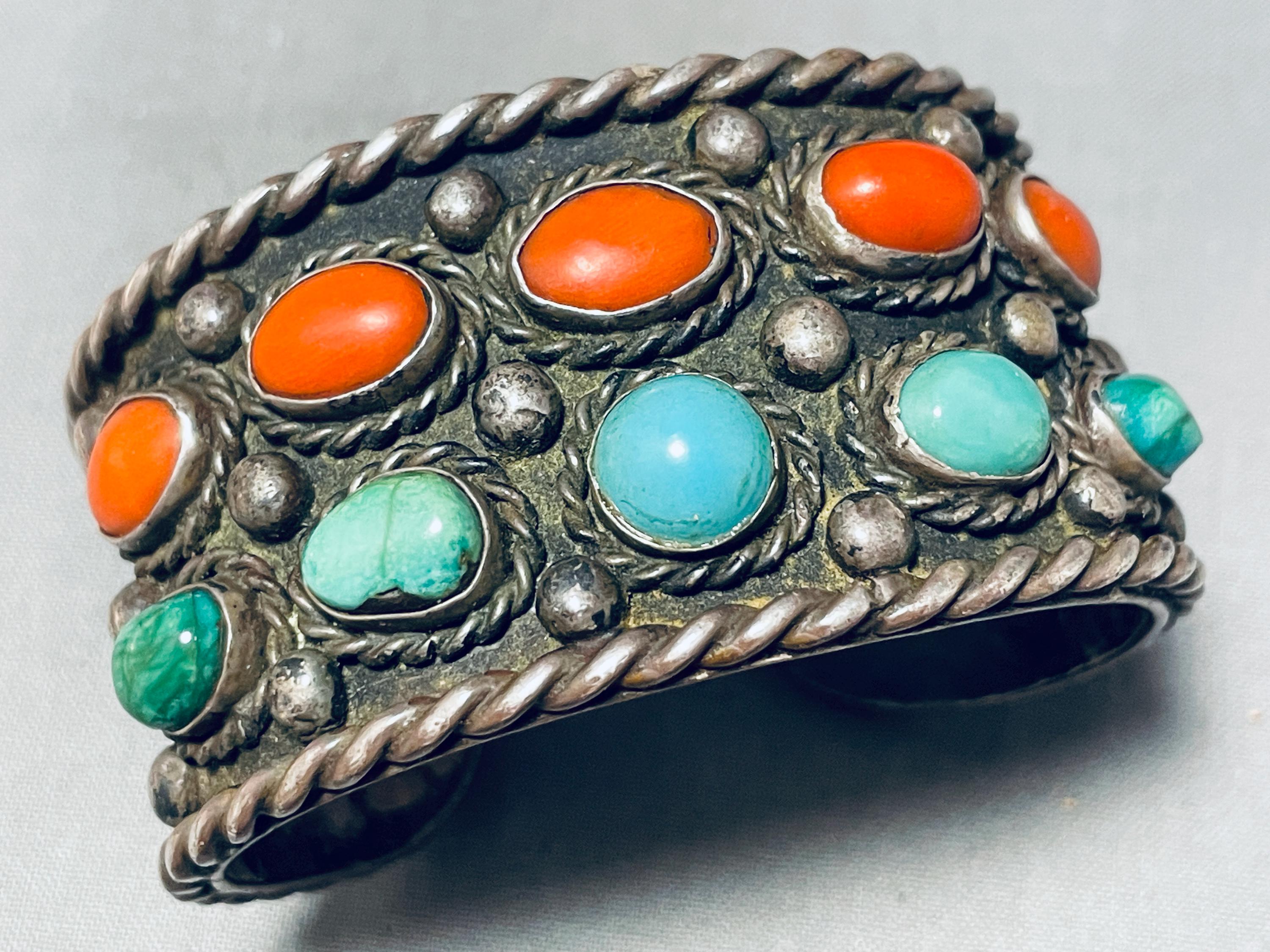 Museum Quality Vintage Native American Navajo Turquoise Coral
