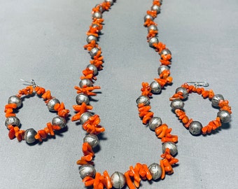 Impresionante juego de collar y aretes de plata de ley con coral navajo nativo americano vintage: ¡haga una oferta!