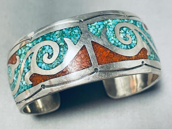 Mesmerizing Vintage Native American Navajo Turquoise Coral Sterling Silver Bracelet Mesmerizing Vintage Native American Navajo Turquoise Coral Sterling Silver Bracelet