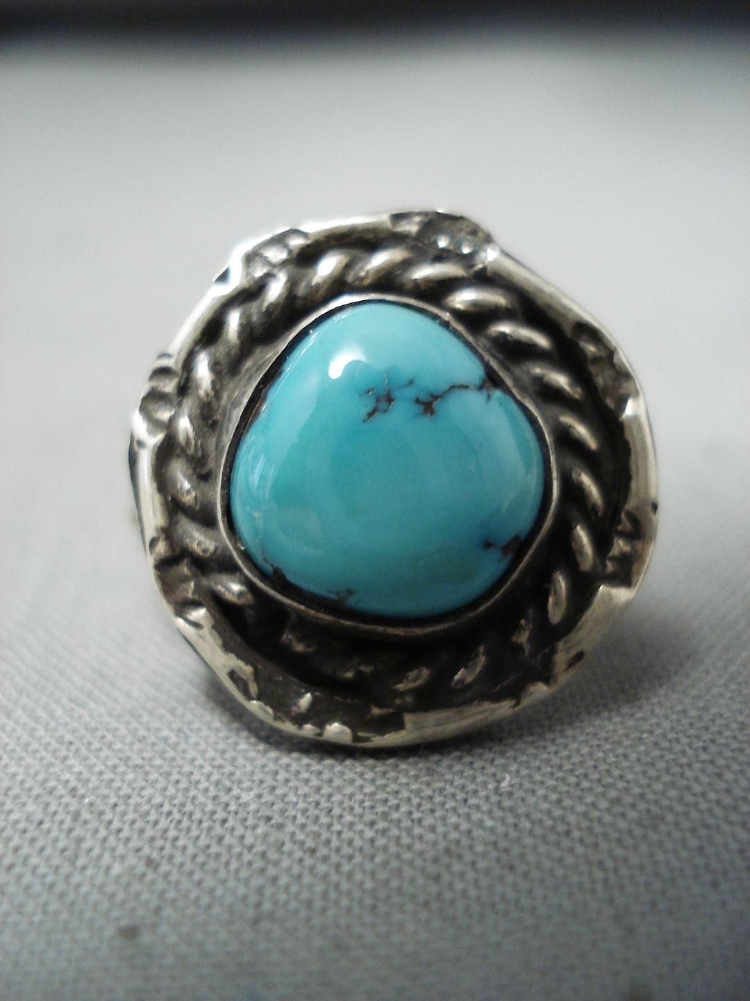 Sweet Vintage Native American Navajo Kingman Turquoise Sterling Silver ...
