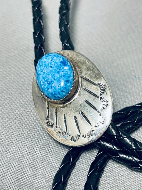 Impressive Vintage Native American Navajo Handcarved Sterling Silver Bolo Impressive Vintage Native American Navajo Handcarved Sterling Silver Bolo