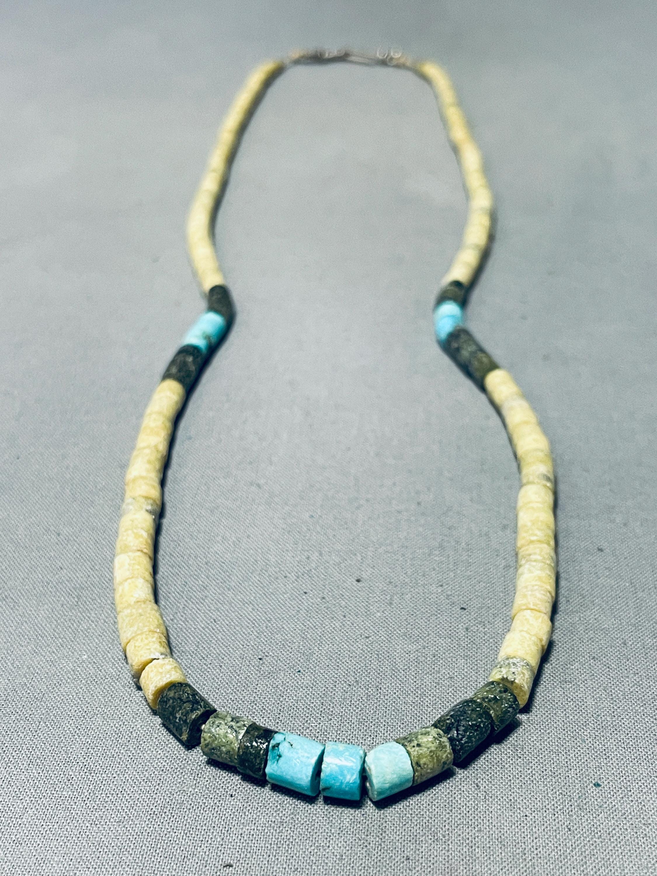 Native American Superior Vintage Santo Domingo Turquoise White Hiehsi Sterling Silver Necklace Native American Superior Vintage Santo Domingo Turquoise White Hiehsi Sterling Silver Necklace