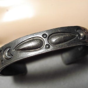 Repoussed Galore Native American Turquoise Sterling Silver Bracelet Repoussed Galore Native American Turquoise Sterling Silver Bracelet