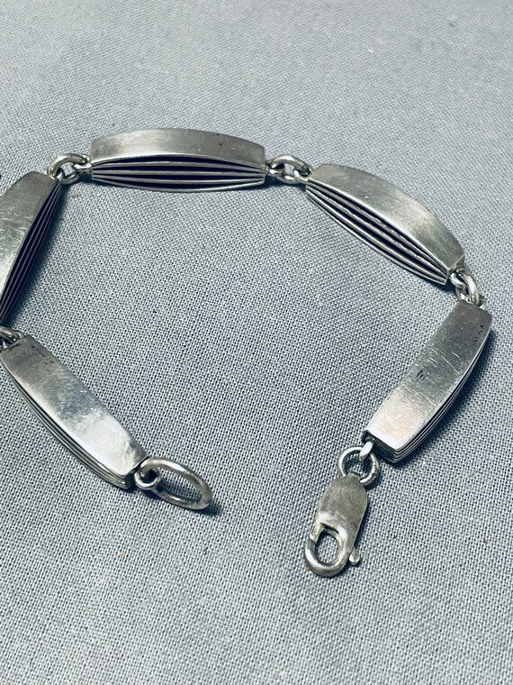 Advanced Silver Work Navajo Sterling Native American Bracelet Advanced Silver Work Navajo Sterling Native American Bracelet