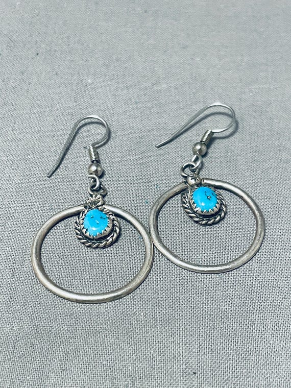 Astonishing Vintage Native American Navajo Blue Gem Turquoise Sterling Silver Necklace Astonishing Vintage Native American Navajo Blue Gem Turquoise Sterling Silver Necklace