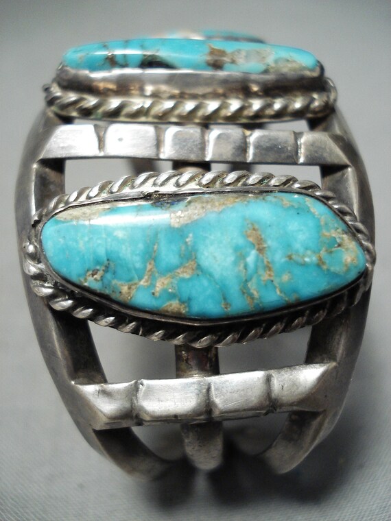 Museum Vintage Native American Navajo Turquoise Sterling Silver Heavy Bracelet Museum Vintage Native American Navajo Turquoise Sterling Silver Heavy Bracelet