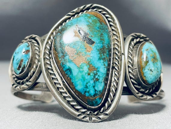 Extreme Detail Vintage Native American Navajo Green Turquoise Sterling Silver Bracelet Extreme Detail Vintage Native American Navajo Green Turquoise Sterling Silver Bracelet