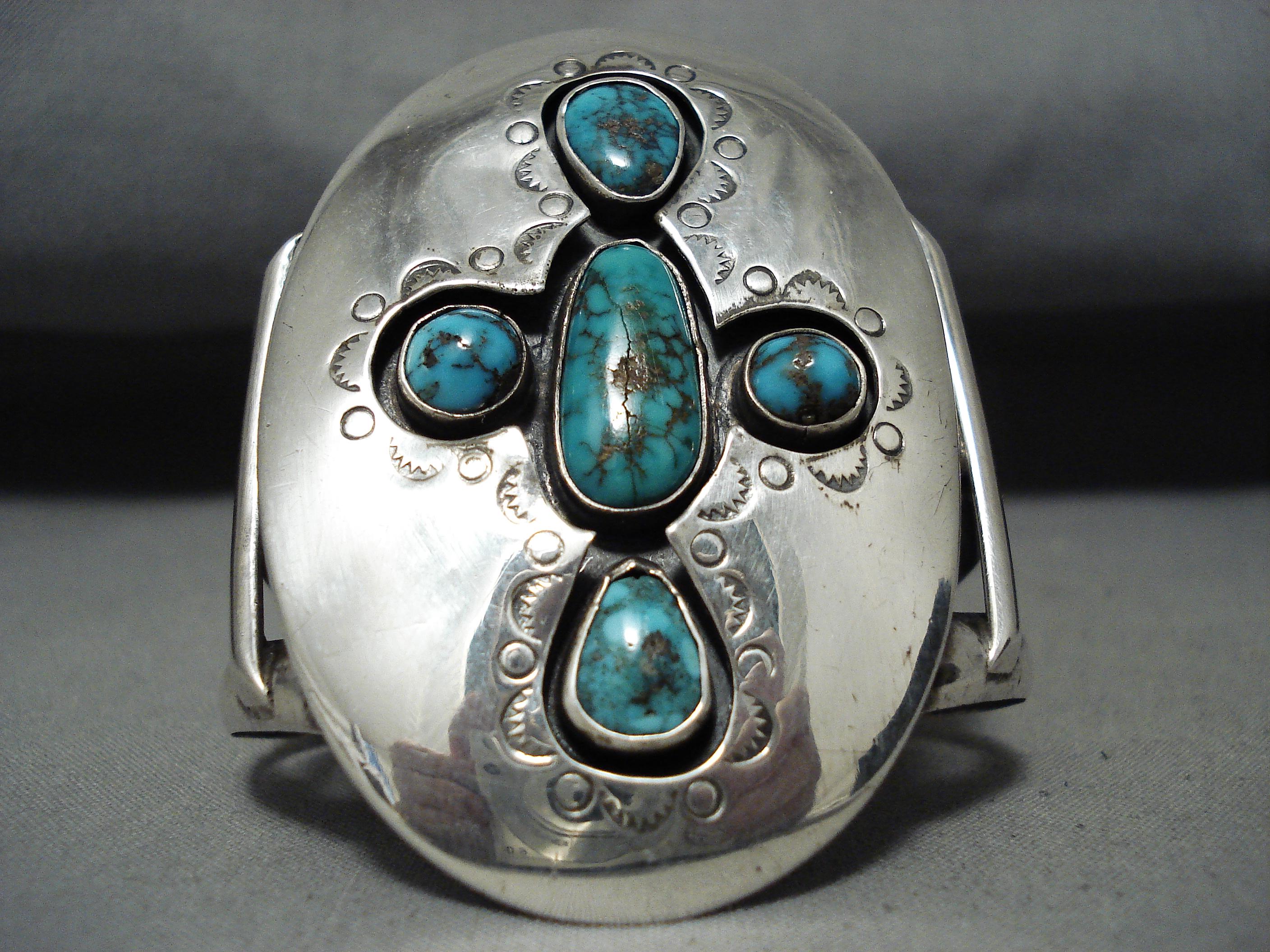 Quality Vintage Native American Jewelry Navajo Shield Flank Turquoise Sterling Silver Bracelet Old Quality Vintage Native American Jewelry Navajo Shield Flank Turquoise Sterling Silver Bracelet Old