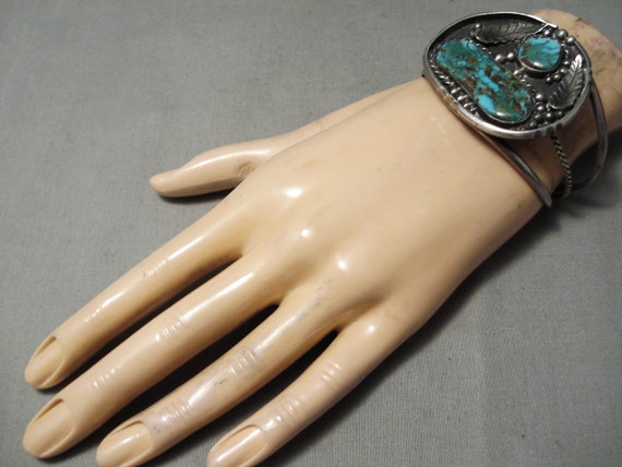 Vivid Rare #8 Turquoise Vintage Native American Navajo Sterling Silver Bracelet Vivid Rare #8 Turquoise Vintage Native American Navajo Sterling Silver Bracelet