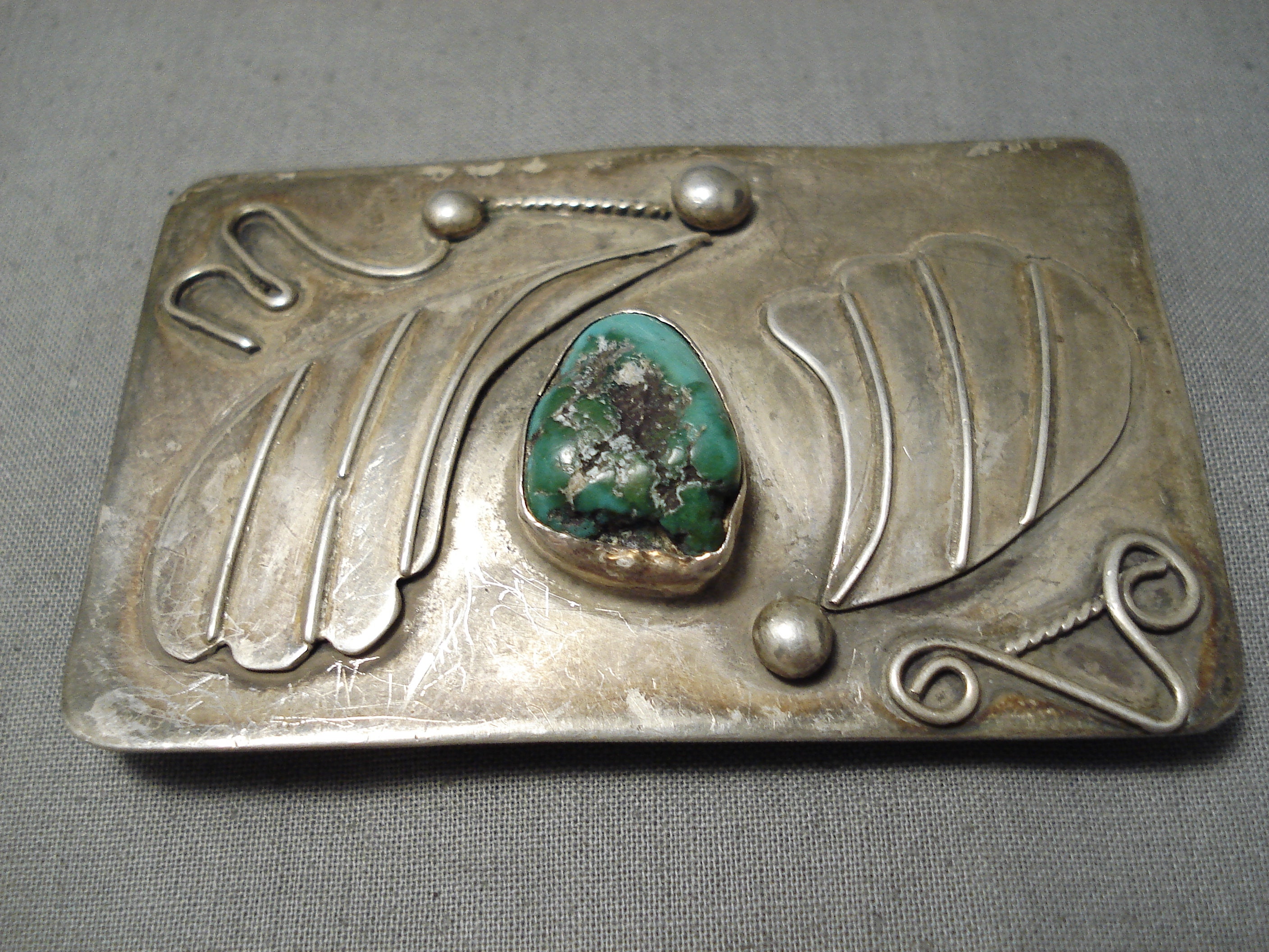 Completely Hand Tooled Vintage Native American Navajo Sterling Silver Torpedo Necklace Completely Hand Tooled Vintage Native American Navajo Sterling Silver Torpedo Necklace