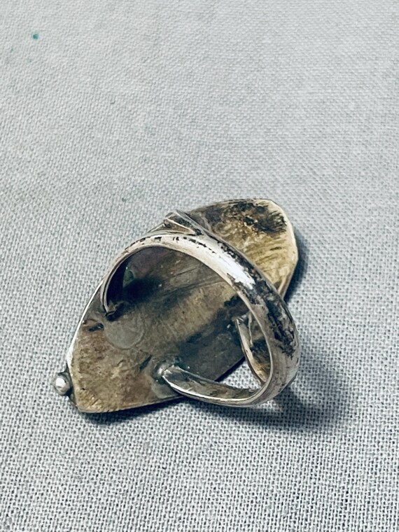 Tremendous Vintage Native American Navajo Kingman Turquoise Sterling Silver Ring Tremendous Vintage Native American Navajo Kingman Turquoise Sterling Silver Ring