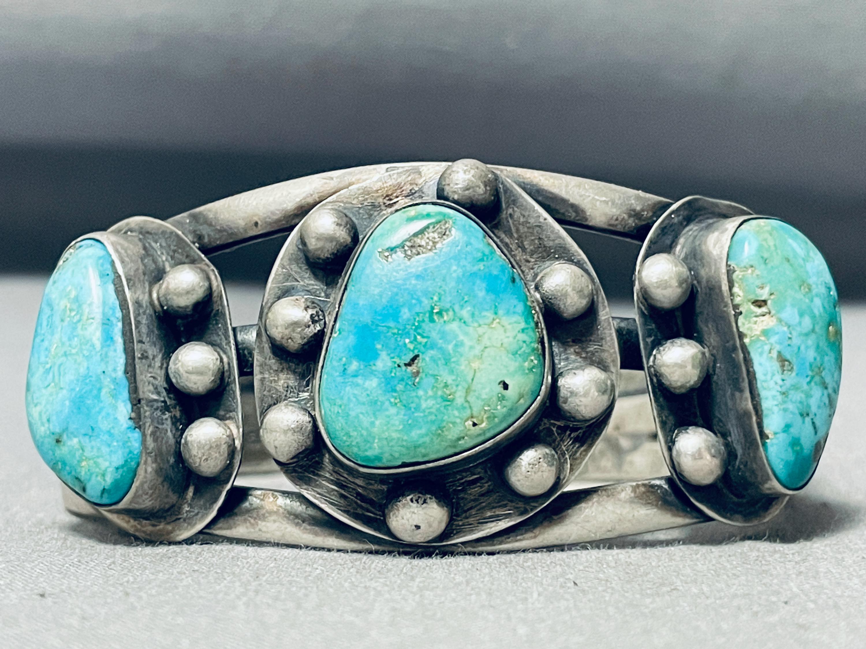Thicker Museum Vintage Native American Navajo Aqua Turquoise Sterling Silver Bracelet Thicker Museum Vintage Native American Navajo Aqua Turquoise Sterling Silver Bracelet