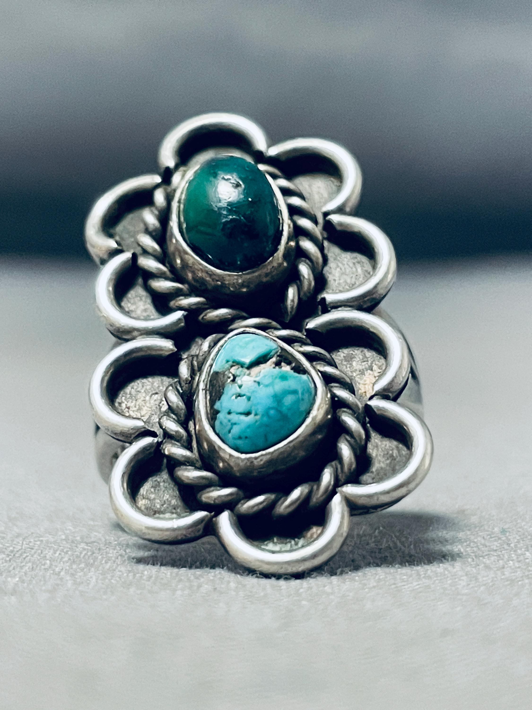 Superb Vintage Native American Navajo Pilot Mountain Cerrillos Turquoise Sterling Silver Ring Superb Vintage Native American Navajo Pilot Mountain Cerrillos Turquoise Sterling Silver Ring