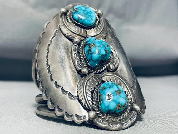 Rotating Center!! Vintage Native American Navajo Turquoise Sterling Silver Flank Bracelet Old Rotating Center!! Vintage Native American Navajo Turquoise Sterling Silver Flank Bracelet Old