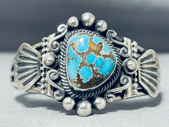 Very Unique Vintage Native American Navajo #8 Turquoise Sterling Silver Shell Bracelet Very Unique Vintage Native American Navajo #8 Turquoise Sterling Silver Shell Bracelet
