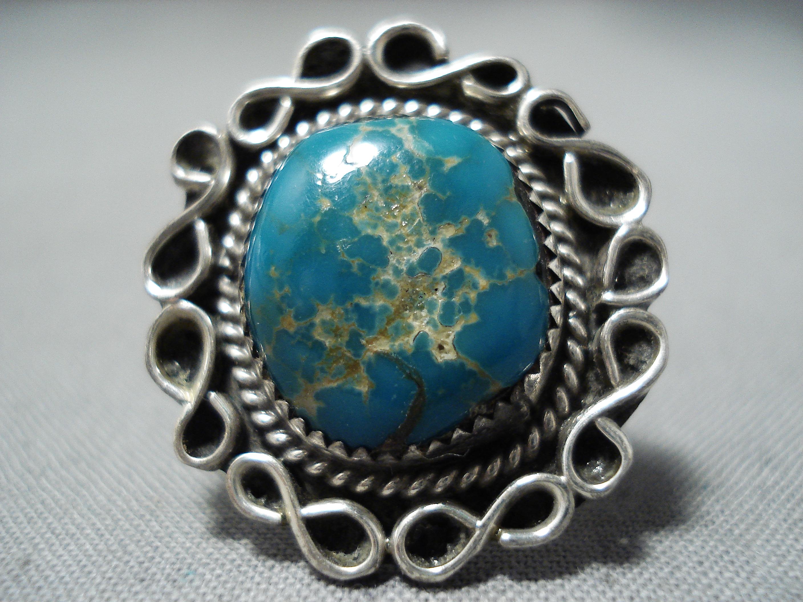 Impressive Vintage Native American Navajo Turquoise Mountain