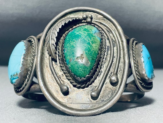 Museum Quality Vintage Native American Navajo Green Turquoise Sterling Silver Ring Museum Quality Vintage Native American Navajo Green Turquoise Sterling Silver Ring