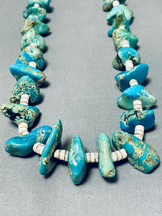 Native American Fascinating Vintage Santo Domingo Kingman Turquoise Chunks Silver Necklace Native American Fascinating Vintage Santo Domingo Kingman Turquoise Chunks Silver Necklace