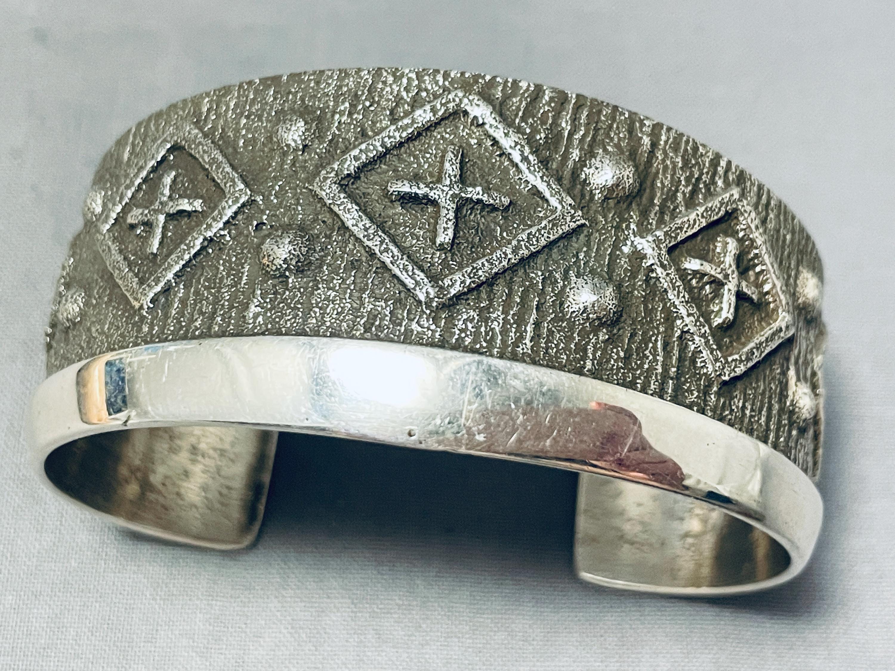 Dramatic Native American Navajo 4 Directions Symbolic Sterling Silver Cross Bracelet Dramatic Native American Navajo 4 Directions Symbolic Sterling Silver Cross Bracelet