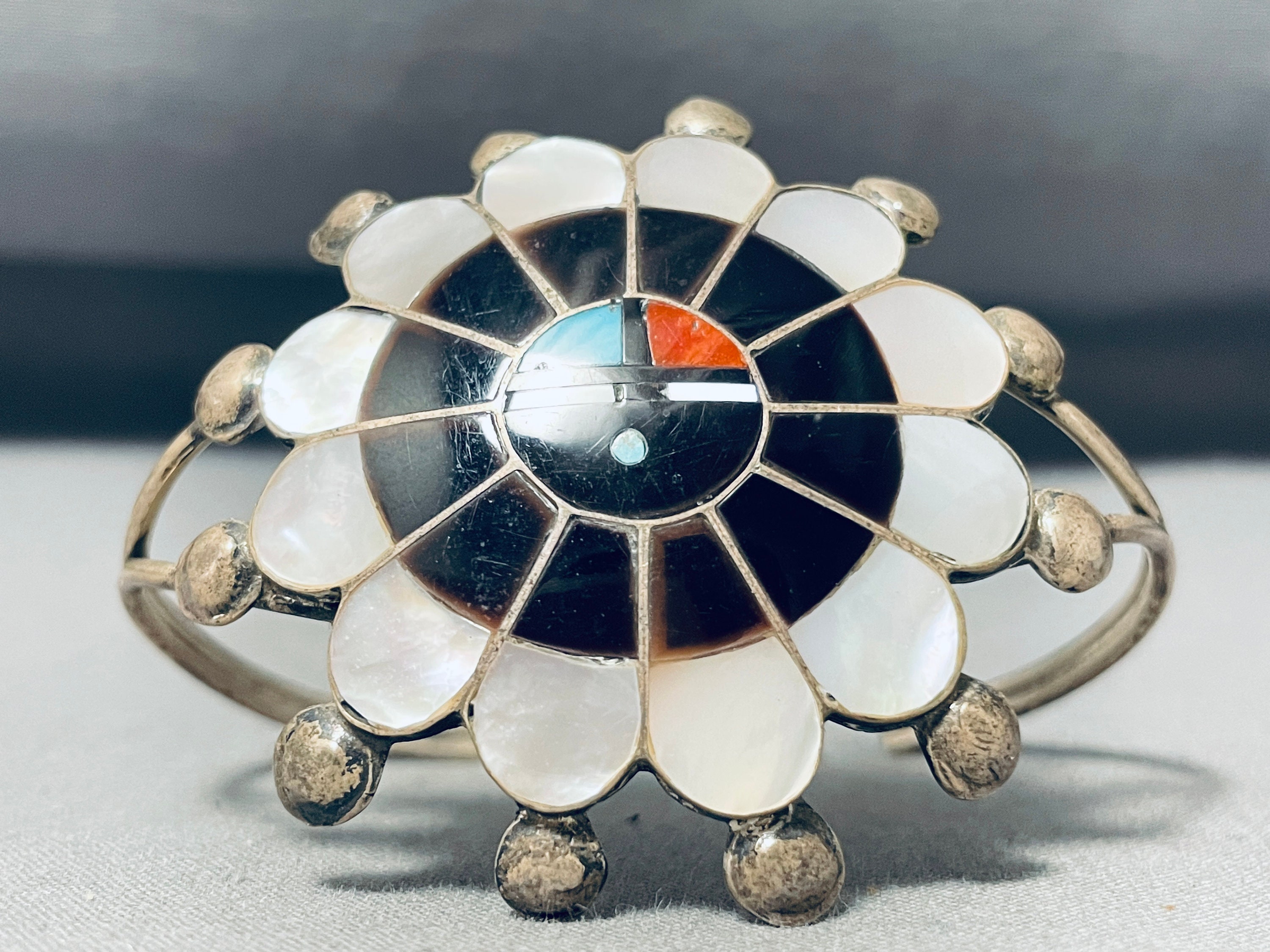 Glrious Vintage Native American Zuni Inlay Turquoise Jet Coral Sunface Sterling Silver Bracelet Glrious Vintage Native American Zuni Inlay Turquoise Jet Coral Sunface Sterling Silver Bracelet