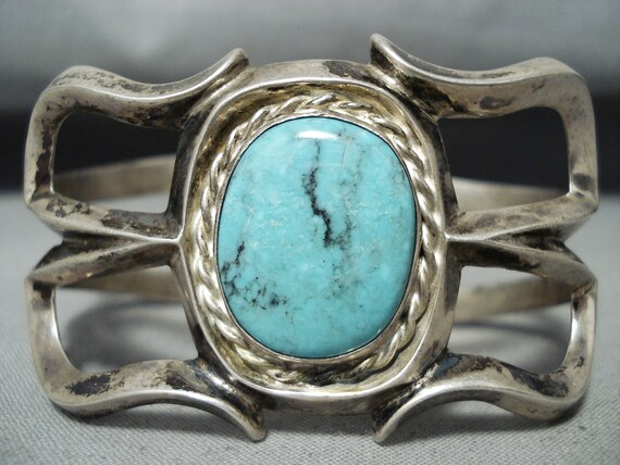 Amazing Vintage Native American Navajo Blue Diamond Sterling Silver Bracelet Amazing Vintage Native American Navajo Blue Diamond Sterling Silver Bracelet