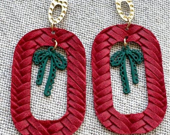 Orecchini in pelle rossa, orecchini rossi e verdi, orecchini di Natale, orecchini in pelle, orecchini leggeri