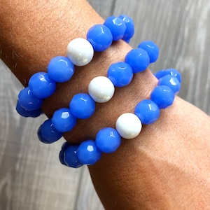 Bracciale con perline blu, braccialetto blu e bianco, braccialetto blu, braccialetto con perline, braccialetto impilabile