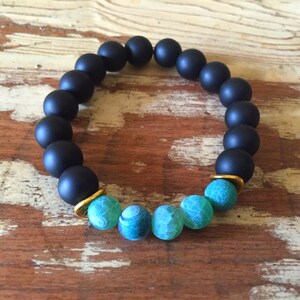 Frosted Green Agate Beaded Bracelet, Green and Matte Black Beaded Bracelet, Green Agate Bracelet, Matte Black Bracelet