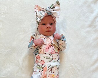 Floral newborn baby girl outfit, coming home hospital outfit, newborn pictures, baby shower gift, gender reveal outfit