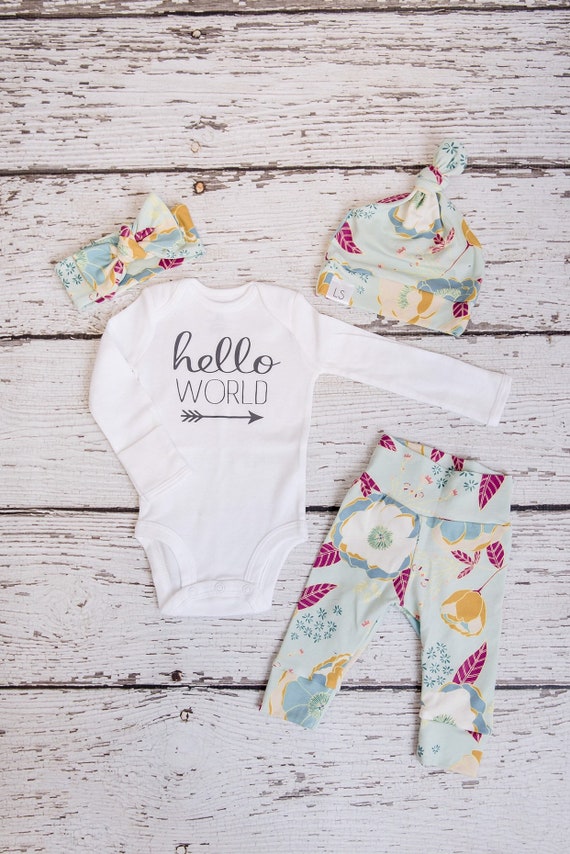 newborn hello world outfit