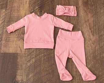 Blush newborn outfit, pink baby body set, baby coming home outfit, baby gift, leggings with footies, gender reveal outfit, baby announcement