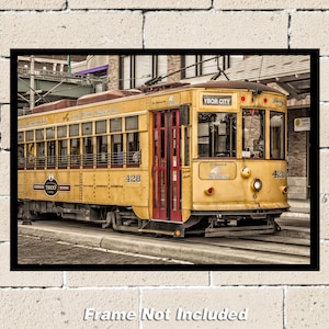 Ybor City Trolley 5&quot; x 7&quot; Color Photograph (TPA201204285X7)