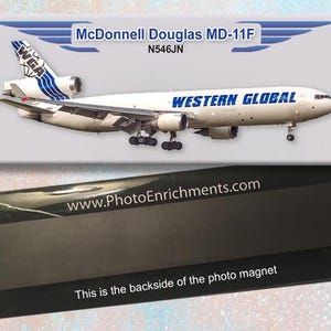 Western Global Airlines, McDonnell Douglas MD-11F, handgemaakte koelkastmagneet in kleur van 2 x 5 inch (PMT1749) afbeelding 1