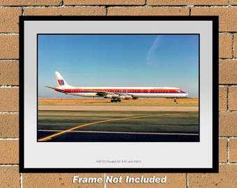 United Airlines DC-8 Photo Poster 11x14 (B002RGAA11X14)