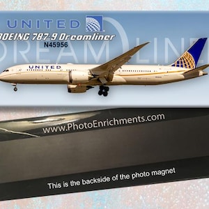 United Airlines Boeing 787-9 Dreamliner Handmade Photo Magnet (PMT1640)