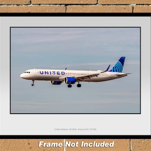 United Airlines Airbus A321-271NX 11&quot; x 14&quot; Color Photograph (TA060LAJM11X14)