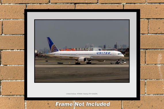 ユナイテッド航空ボーイング767-424(ER) 11インチ×14インチ カラー写真