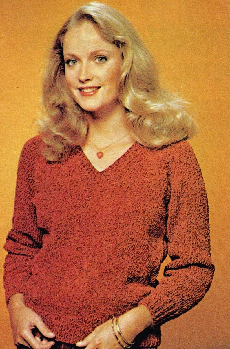Ladies Velour V-Neck Sweater 70/'s easy knitting pattern Vintage 1970/'s Women/'s Knitting Pattern Instant download PDF e pattern