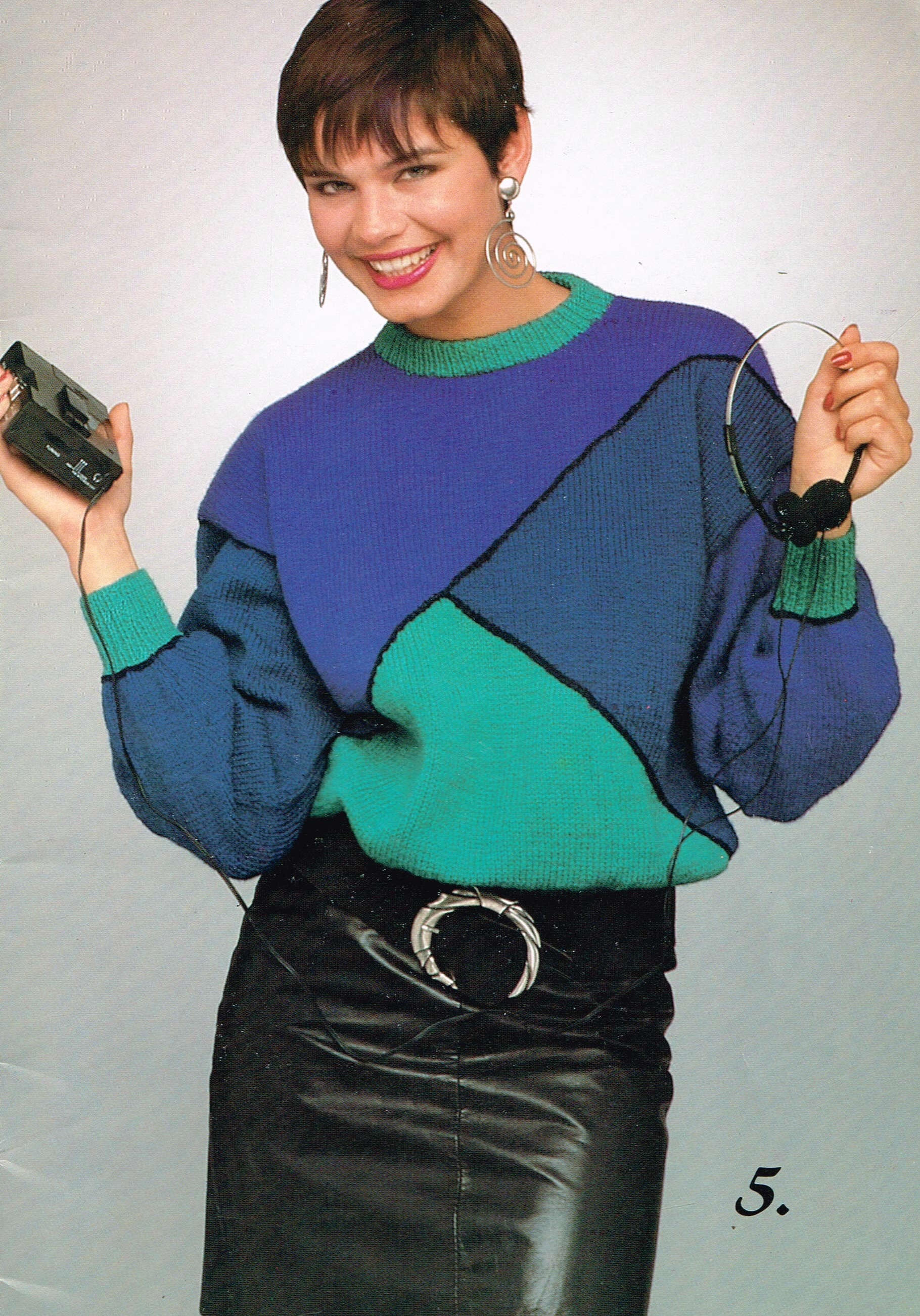 80 sweaters 2025