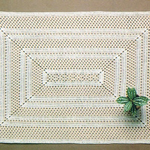 Vintage Crochet Pattern Placemat 80's crochet pattern digital download PDF retro kitchen linens kitchen decor image 1