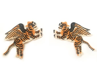 A Pair of Tiger Embroidery Applique Patch,Embroidered Tiger Patch Supplies for Coat,T-Shirt,Jeans,Decorative Appliques Patches