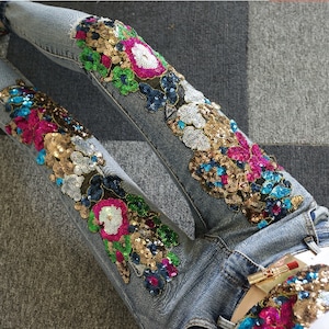 A Pair Delicate Flowers Sequined Applique Patch,Paillette Patch,Embroidery Sequins Floral Patch for Coat,T-Shirt,Jeans Decorative Patches