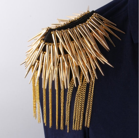 A Pair of Gold Tassels Epaulet,handmade Epaulets,gold Studs Shoulder  Pad,shoulder Embellishment,costume Epaulets 