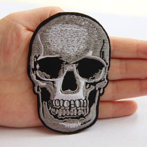 Skull Embroidery Iron On Applique Patch,Embroideried Skull Patch Supplies for Coat,T-Shirt,Jeans,Decorative Iron on Patches