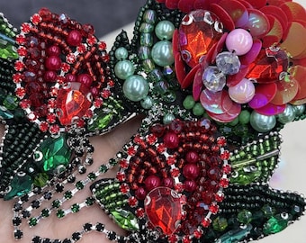 A Set of Red Flowers Embroidery Beaded Applique Patch,Rhinestone Floral Patch Supplies for Coat,T-Shirt,Costume Decorative Appliques Patches