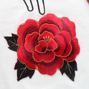 Delicate Embroidered Red Flower Applique Patch,Vintage Floral Patch for Clothing or Dress Decorative Appliques