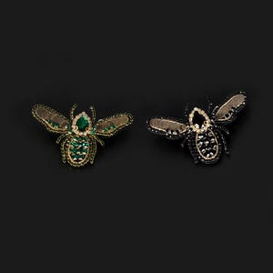 Delicate Bee Embroidery Sequined Applique Patch,Beaded Bees Patch Supplies for Coat,T-Shirt,Costume Decorative Appliques Patches