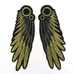 A Pair of Wing Embroidered Heart Applique Patch,Vintage Wings Shaped Patch for Clothing or Dress,Decorative Embroidery Appliques Patches